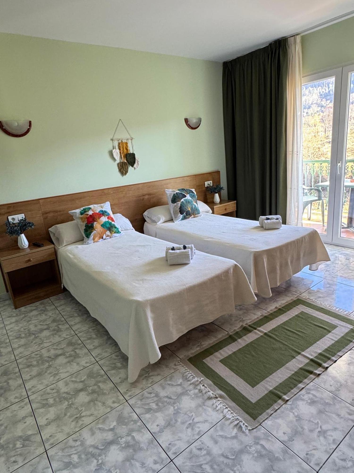 Hotel Campestre Chamuinas ปอนเตเบดรา ห้อง รูปภาพ