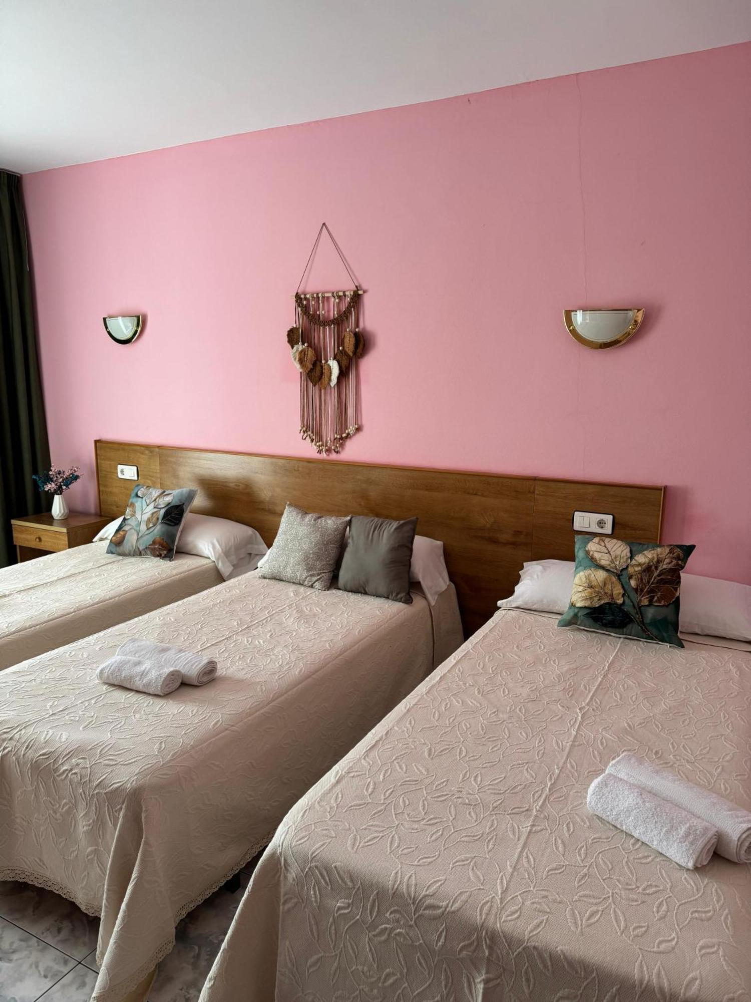 Hotel Campestre Chamuinas ปอนเตเบดรา ห้อง รูปภาพ
