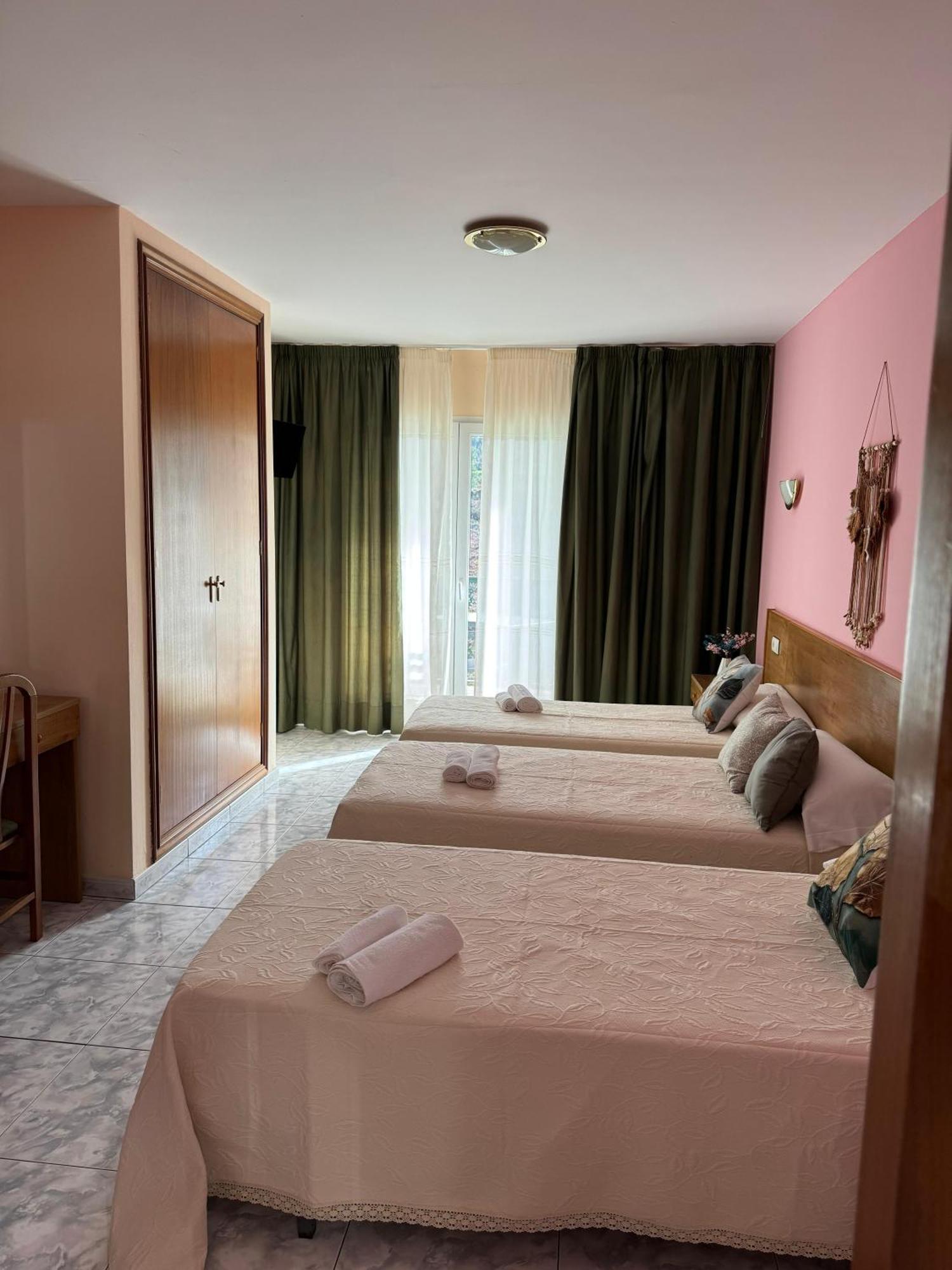 Hotel Campestre Chamuinas ปอนเตเบดรา ห้อง รูปภาพ